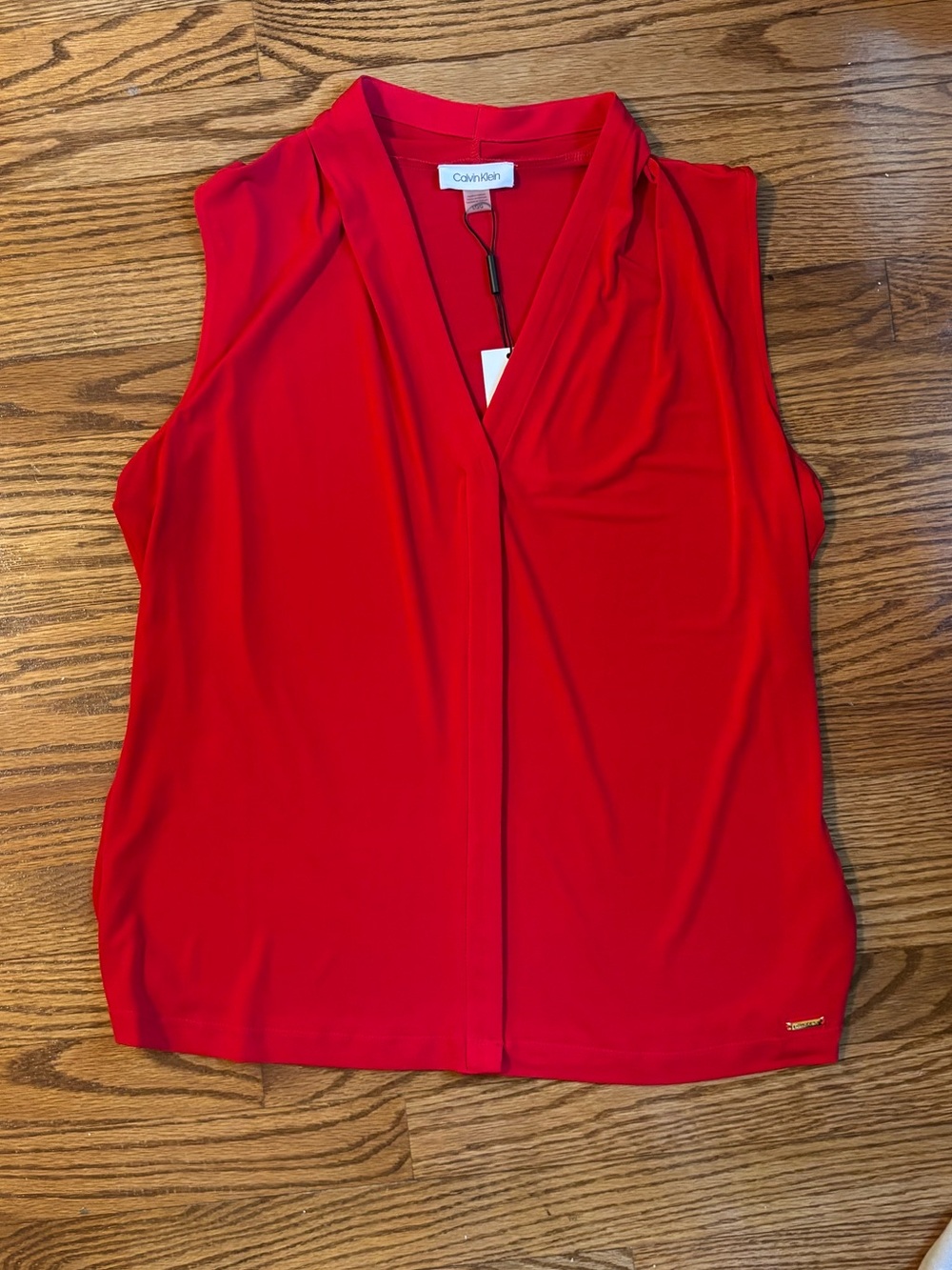 Calvin Klein Red Sleeveless V-Neck Drape Front Blouse NWT Size Large